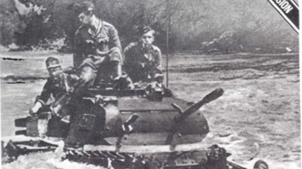 Σπάνιες φωτογραφίες: Όταν τα γερμανικά τανκς διέσχιζαν τον Πηνειό